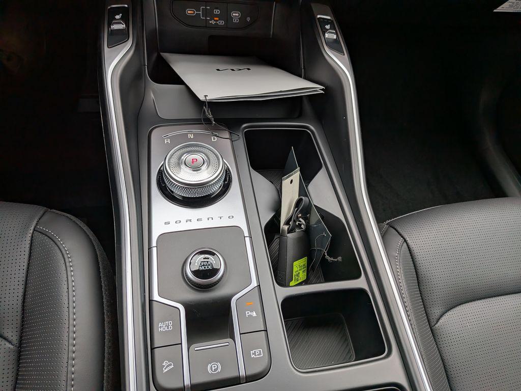 new 2026 Kia Sorento Hybrid car, priced at $40,100