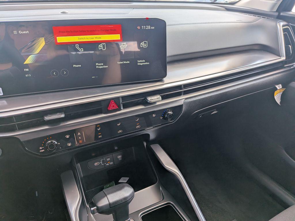 new 2025 Kia Sorento car, priced at $30,161