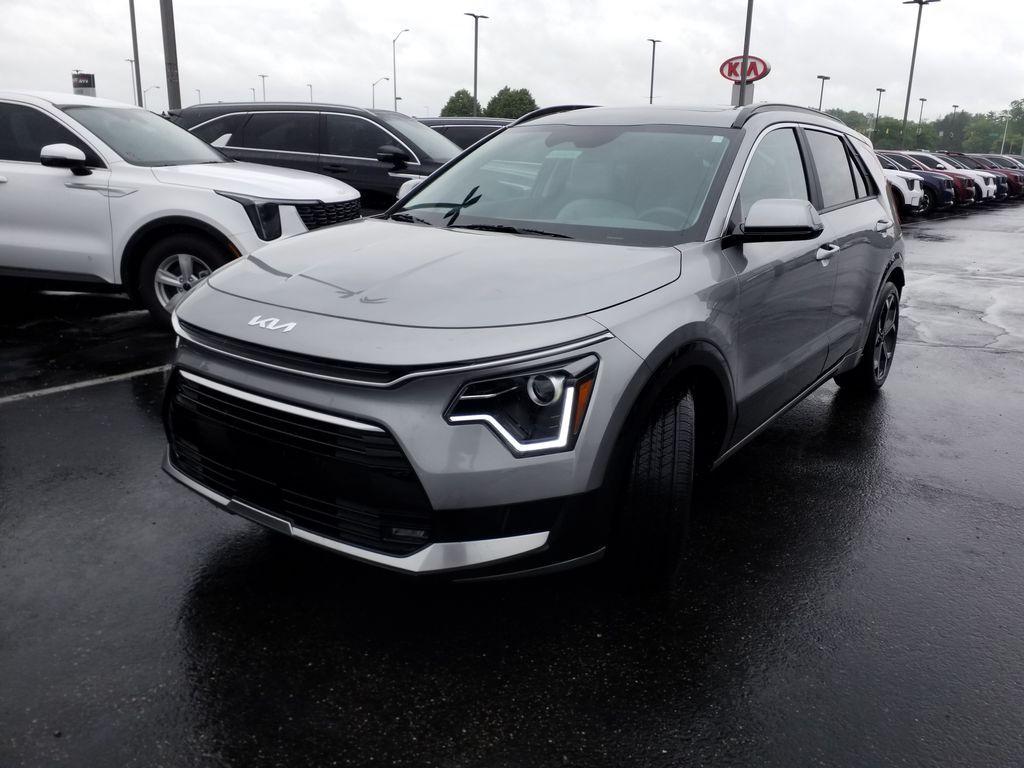 new 2025 Kia Niro car, priced at $33,660
