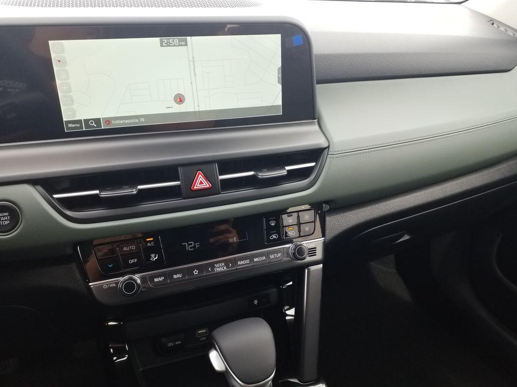 new 2025 Kia Seltos car, priced at $33,780