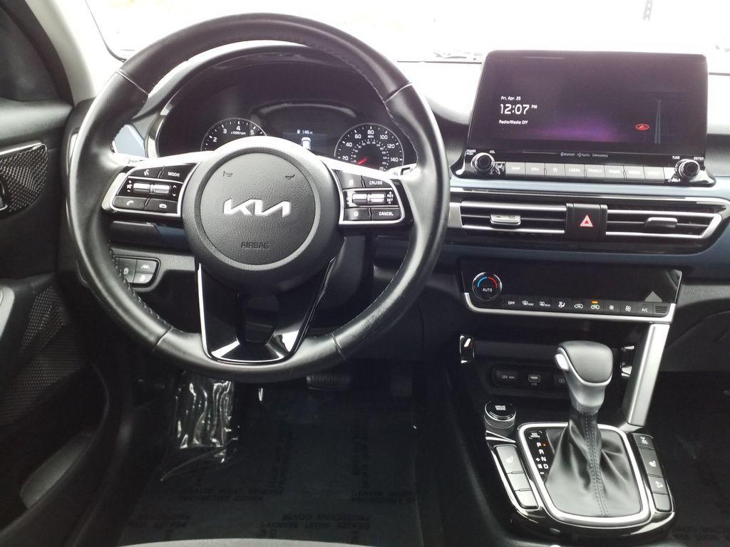used 2023 Kia Seltos car, priced at $24,990