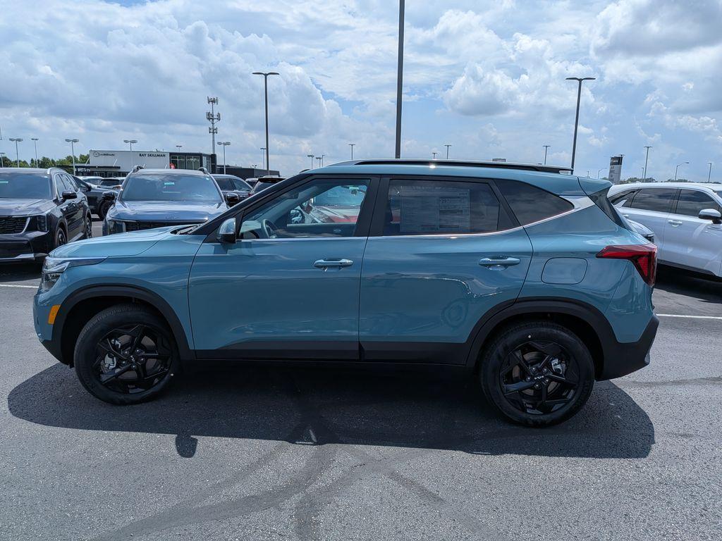 new 2026 Kia Seltos car, priced at $30,925