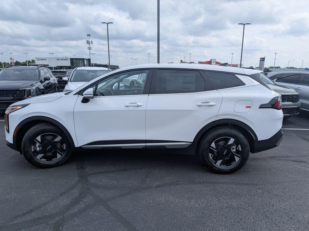new 2026 Kia Sportage car, priced at $30,650