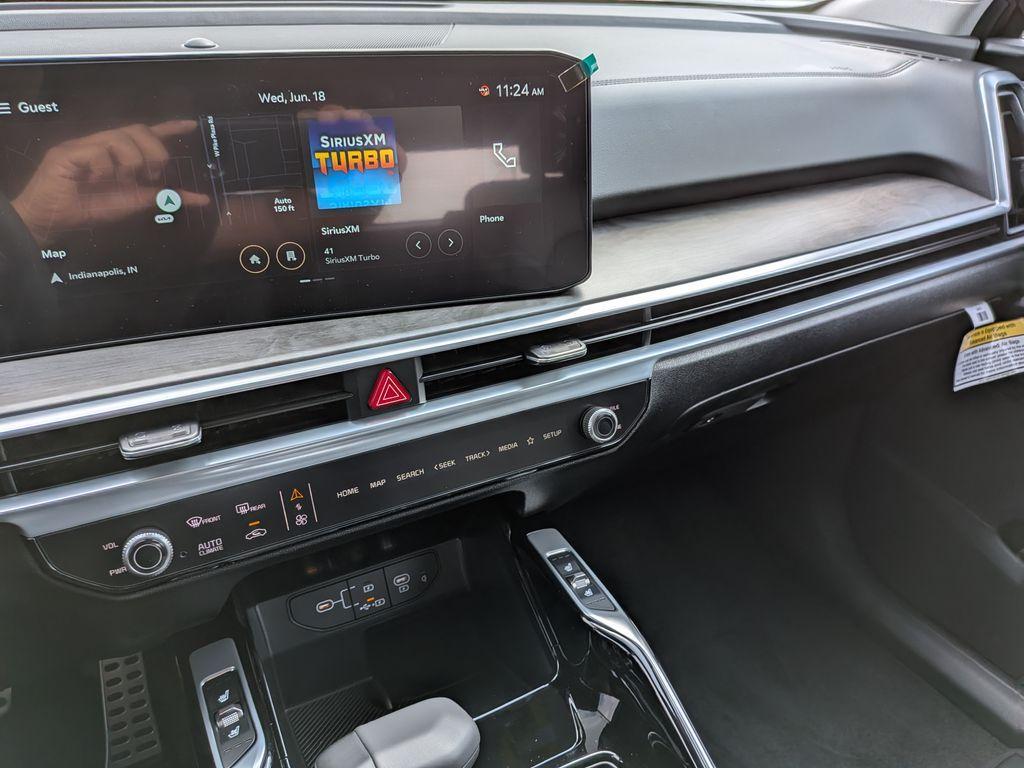 new 2025 Kia Sorento car, priced at $40,338