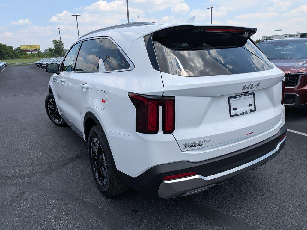new 2025 Kia Sorento car, priced at $33,931