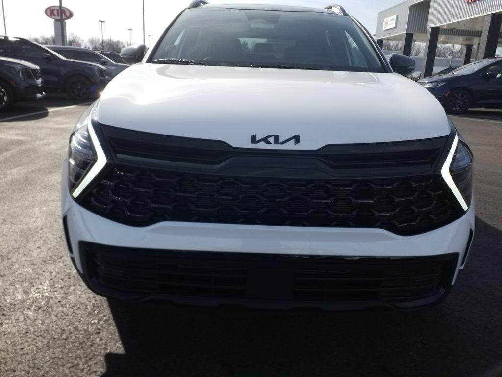 new 2025 Kia Sportage car, priced at $37,209