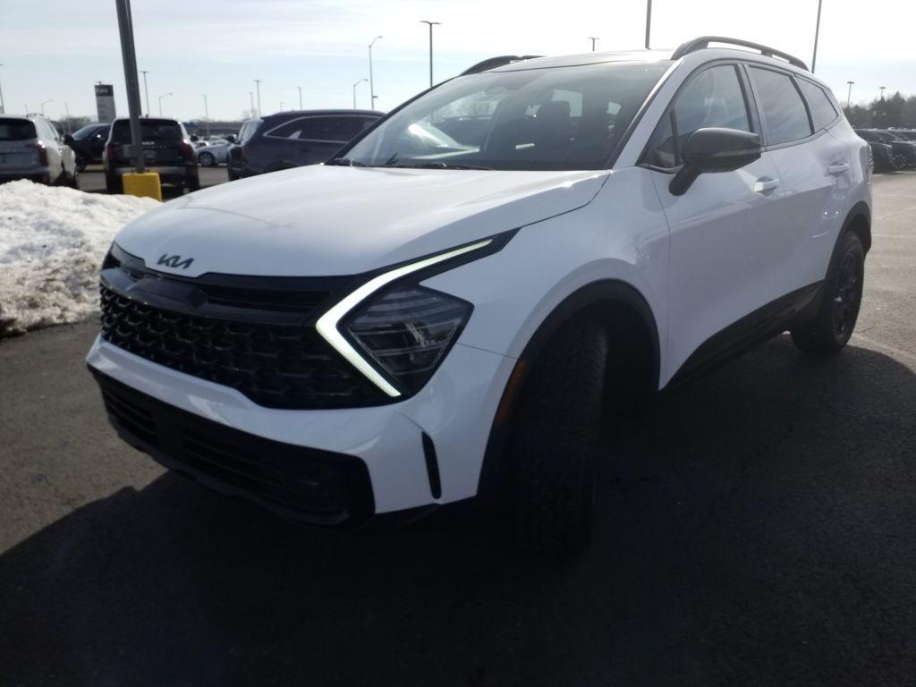 new 2025 Kia Sportage car, priced at $37,209