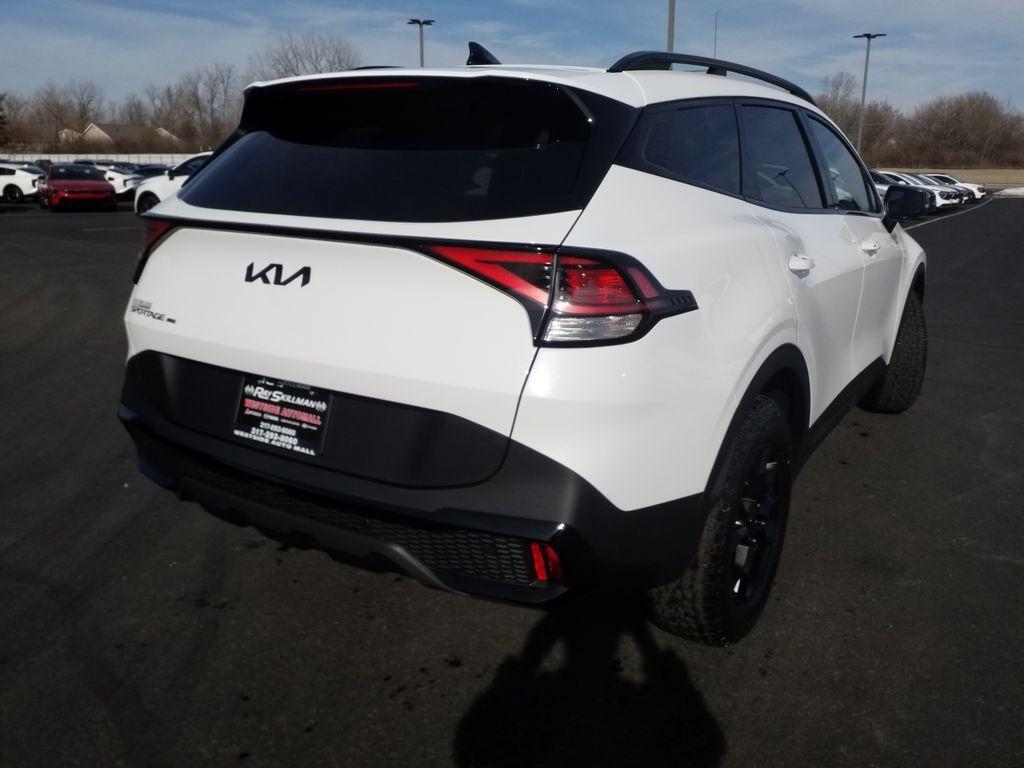 new 2025 Kia Sportage car, priced at $37,209