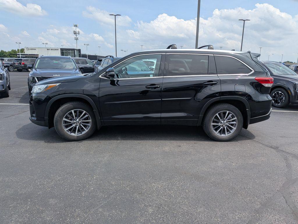 used 2017 Toyota Highlander car, priced at $20,988