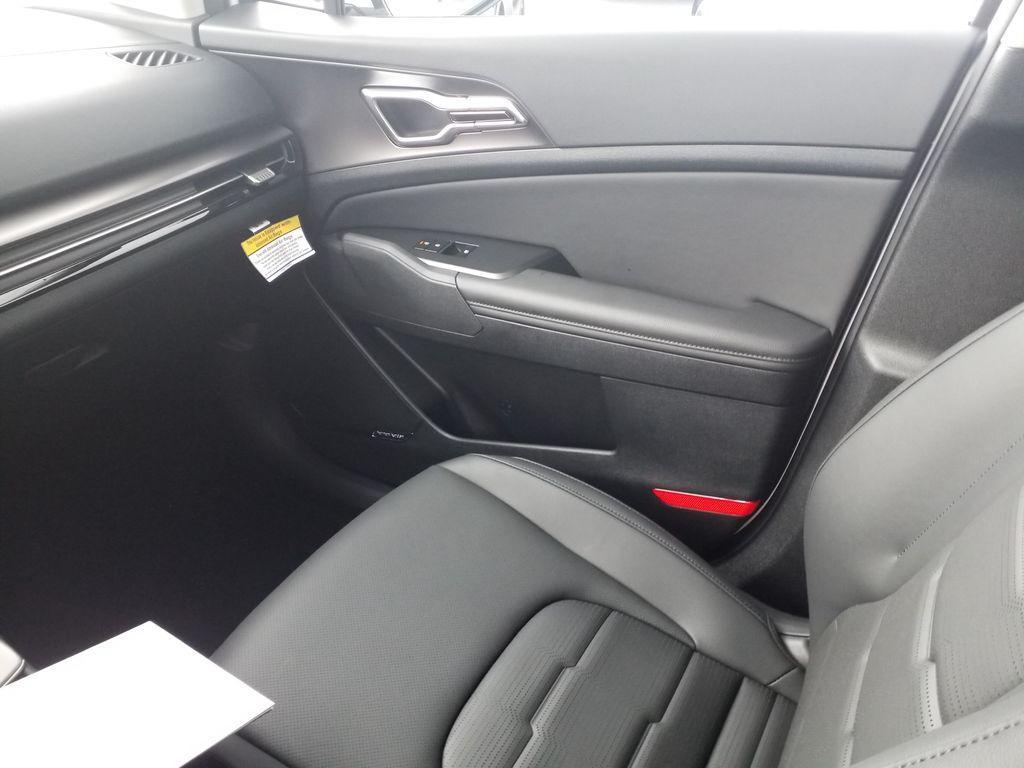 new 2026 Kia Sportage car, priced at $39,660