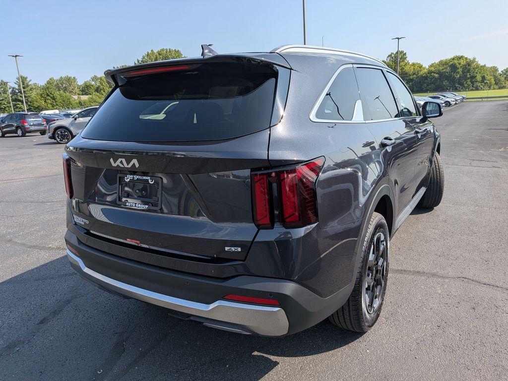 new 2026 Kia Sorento car, priced at $40,070