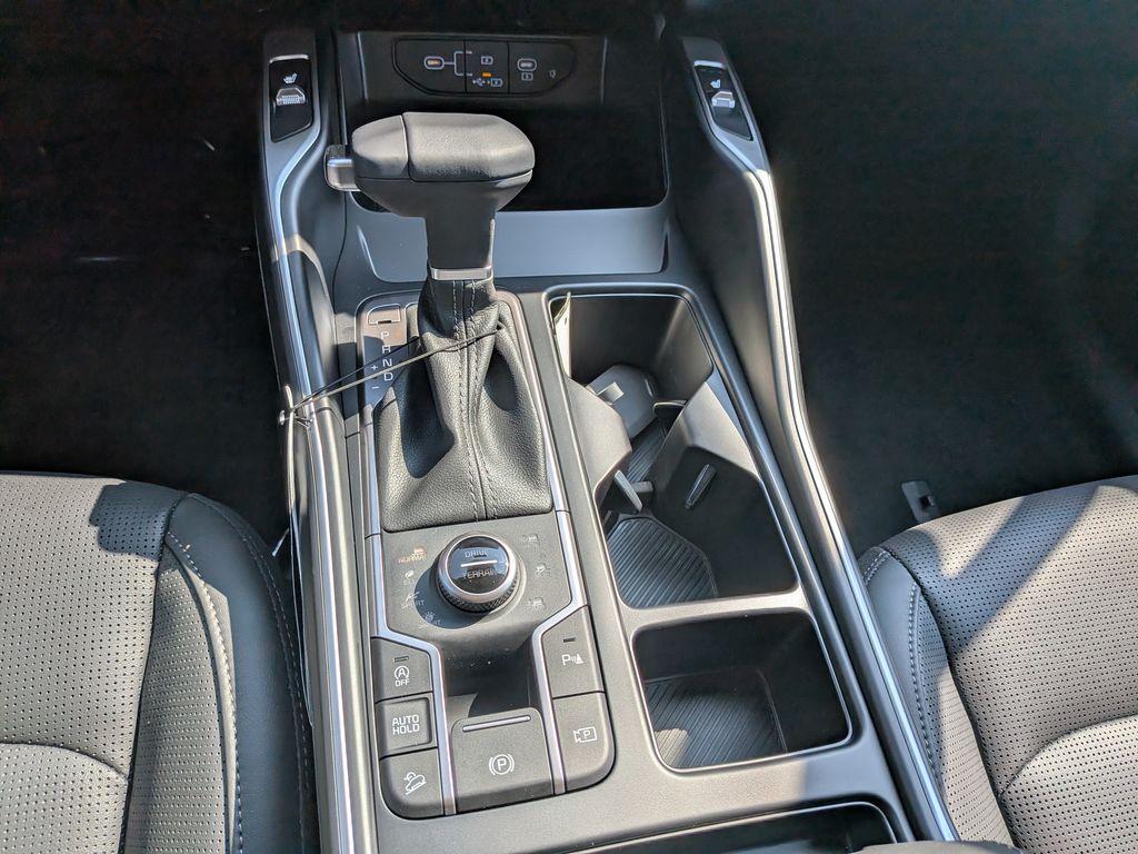 new 2026 Kia Sorento car, priced at $40,070
