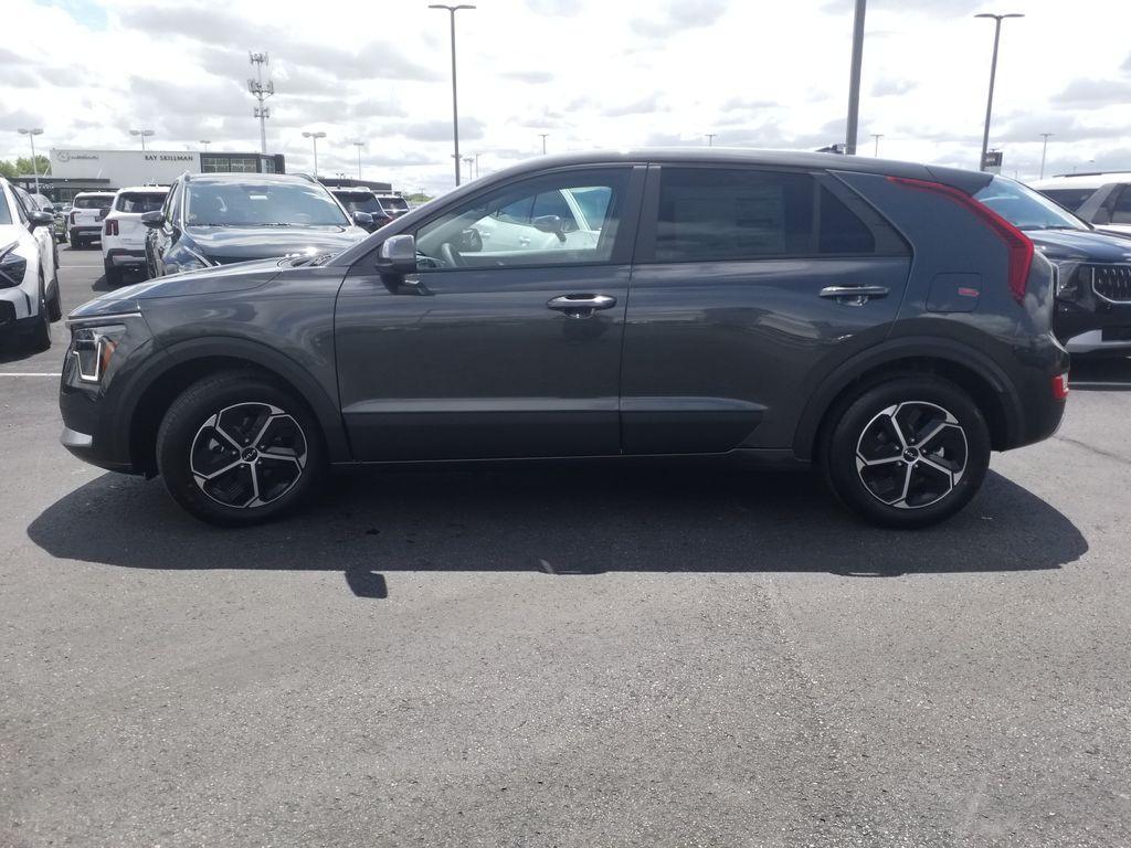 new 2025 Kia Niro car, priced at $28,385
