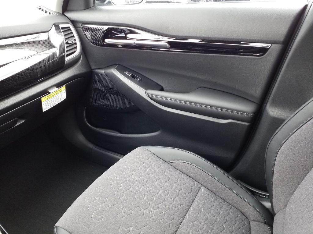 new 2025 Kia Seltos car, priced at $28,670