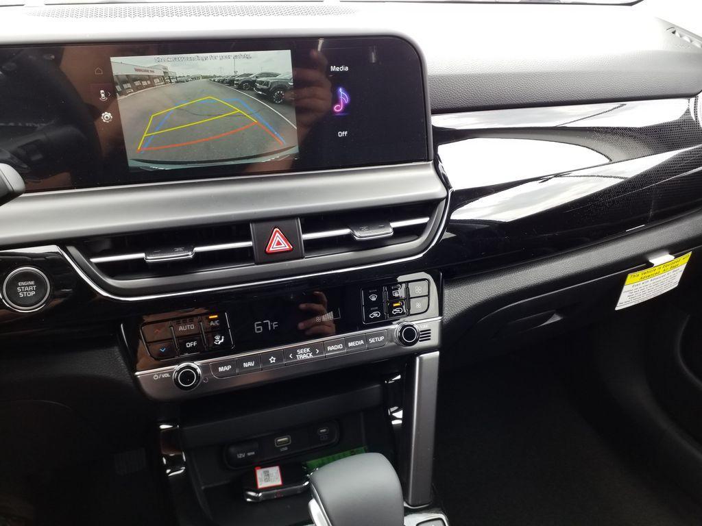 new 2025 Kia Seltos car, priced at $28,670