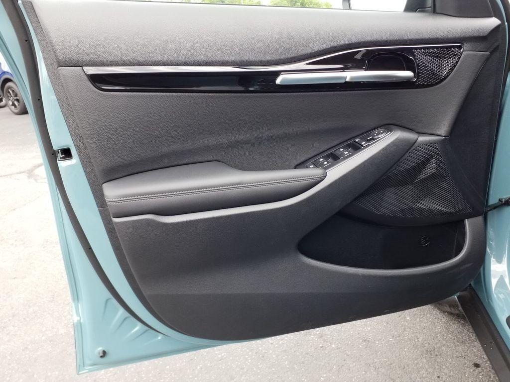 new 2025 Kia Seltos car, priced at $28,670