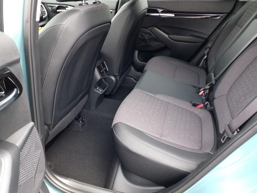 new 2025 Kia Seltos car, priced at $28,670