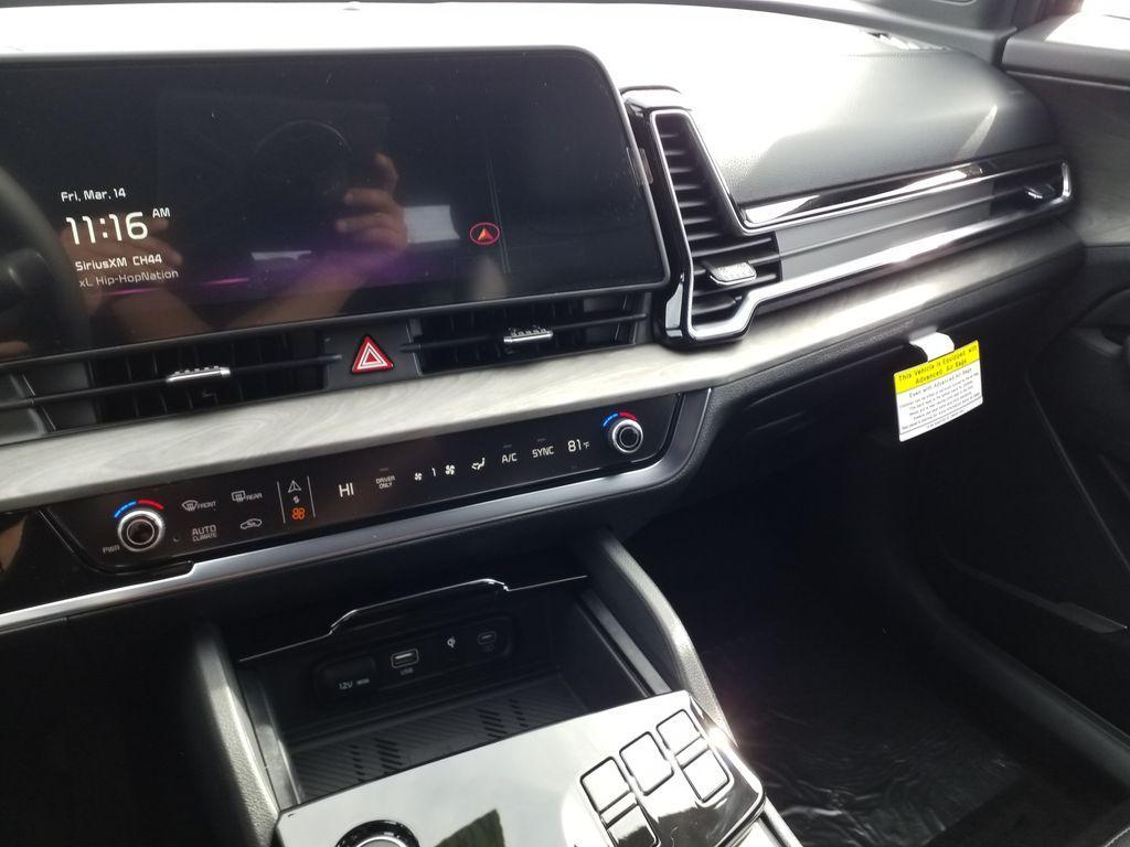 new 2025 Kia Sportage Plug-In Hybrid car, priced at $41,065