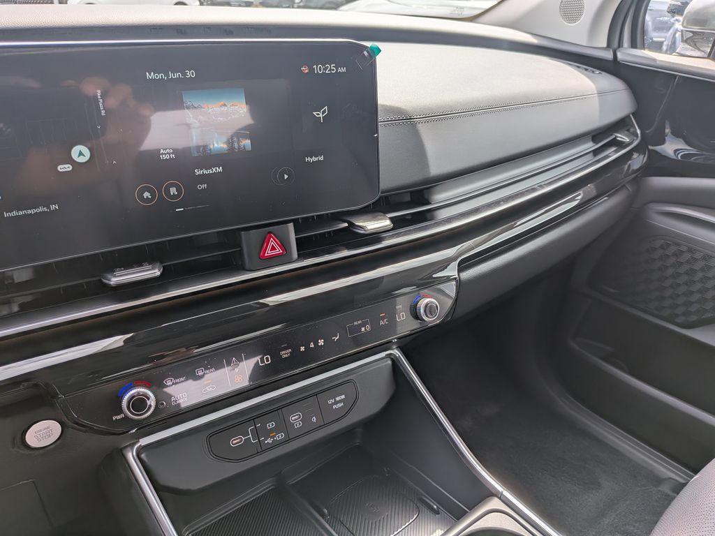 new 2026 Kia Carnival Hybrid car, priced at $52,893