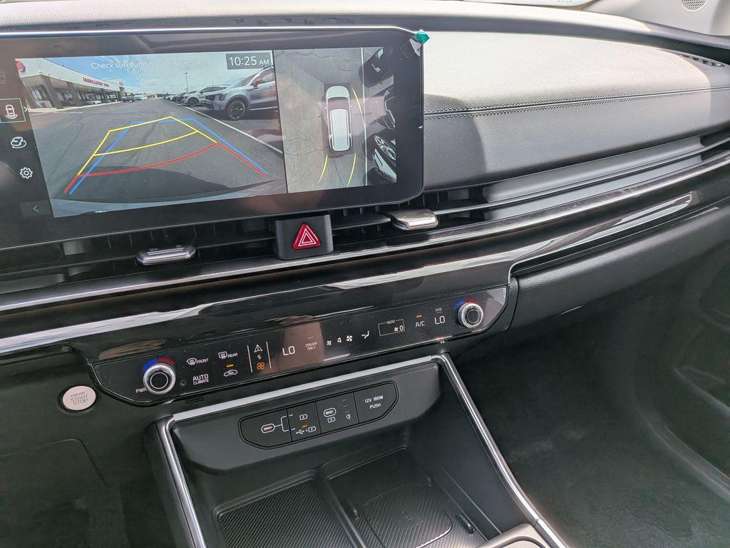 new 2026 Kia Carnival Hybrid car, priced at $52,893