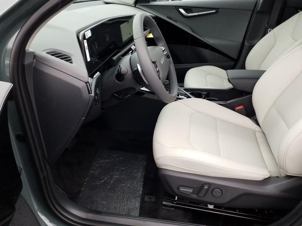 new 2025 Kia Niro car, priced at $31,415