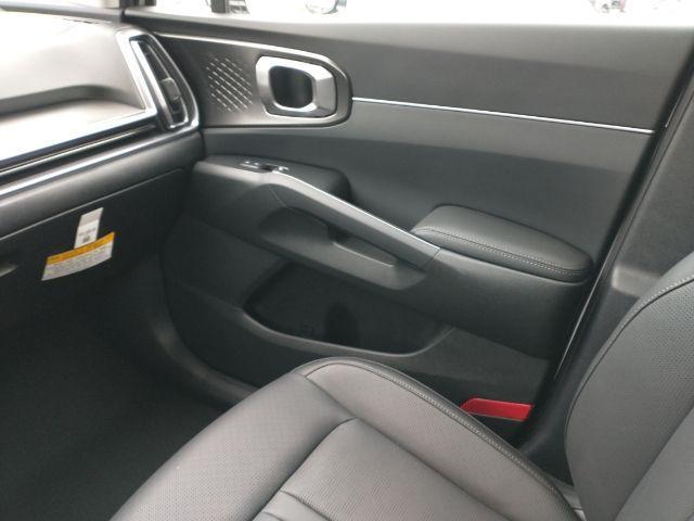 new 2025 Kia Sorento Hybrid car, priced at $42,585