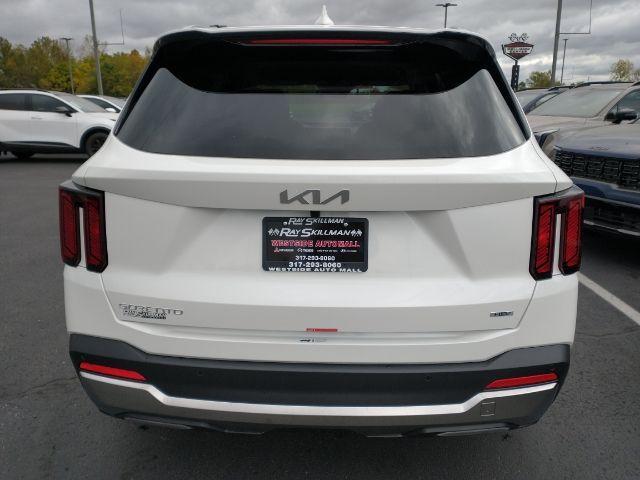 new 2025 Kia Sorento Hybrid car, priced at $42,585