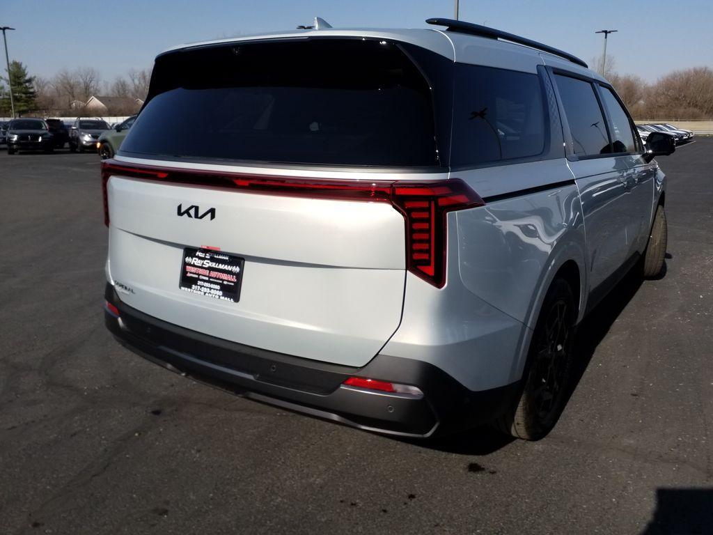 new 2025 Kia Carnival car, priced at $55,395