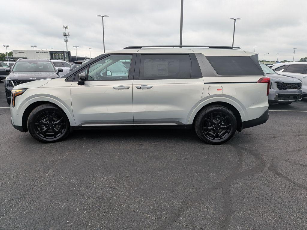 new 2026 Kia Carnival Hybrid car, priced at $52,000