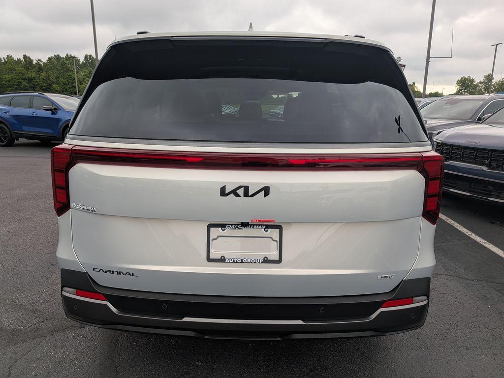 new 2026 Kia Carnival Hybrid car, priced at $52,000