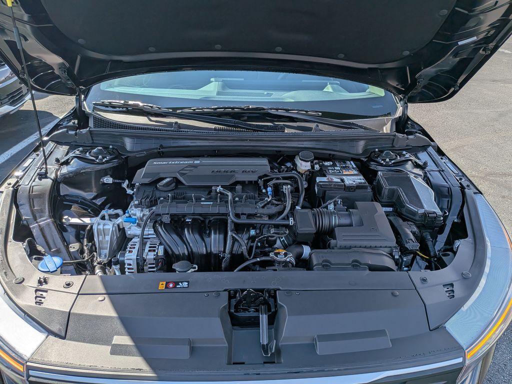 new 2025 Kia K4 car, priced at $22,665