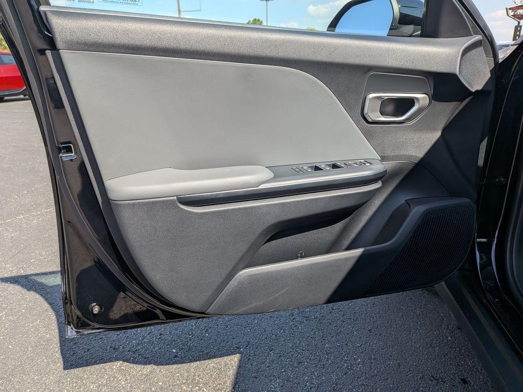 new 2025 Kia K4 car, priced at $22,665