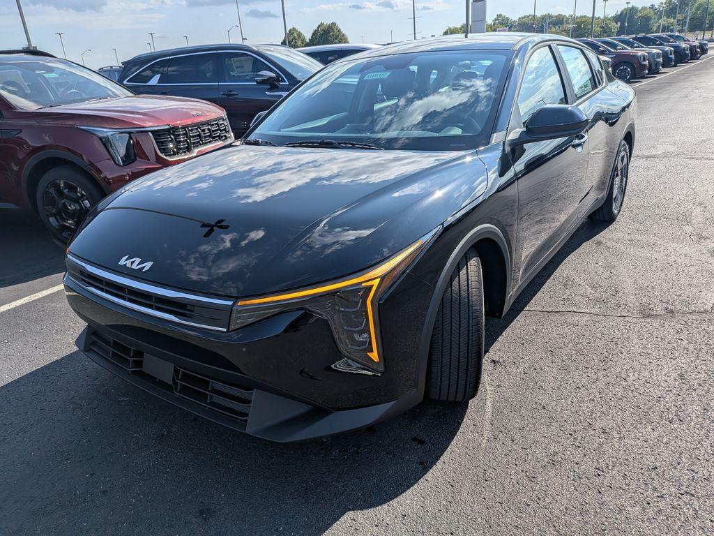 new 2025 Kia K4 car, priced at $22,665