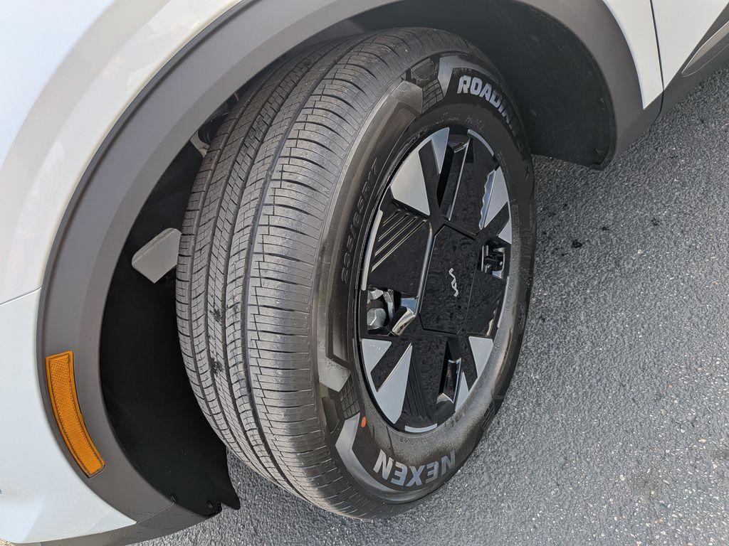 new 2026 Kia Sportage Hybrid car, priced at $31,495