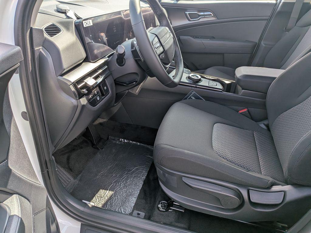 new 2026 Kia Sportage Hybrid car, priced at $31,495