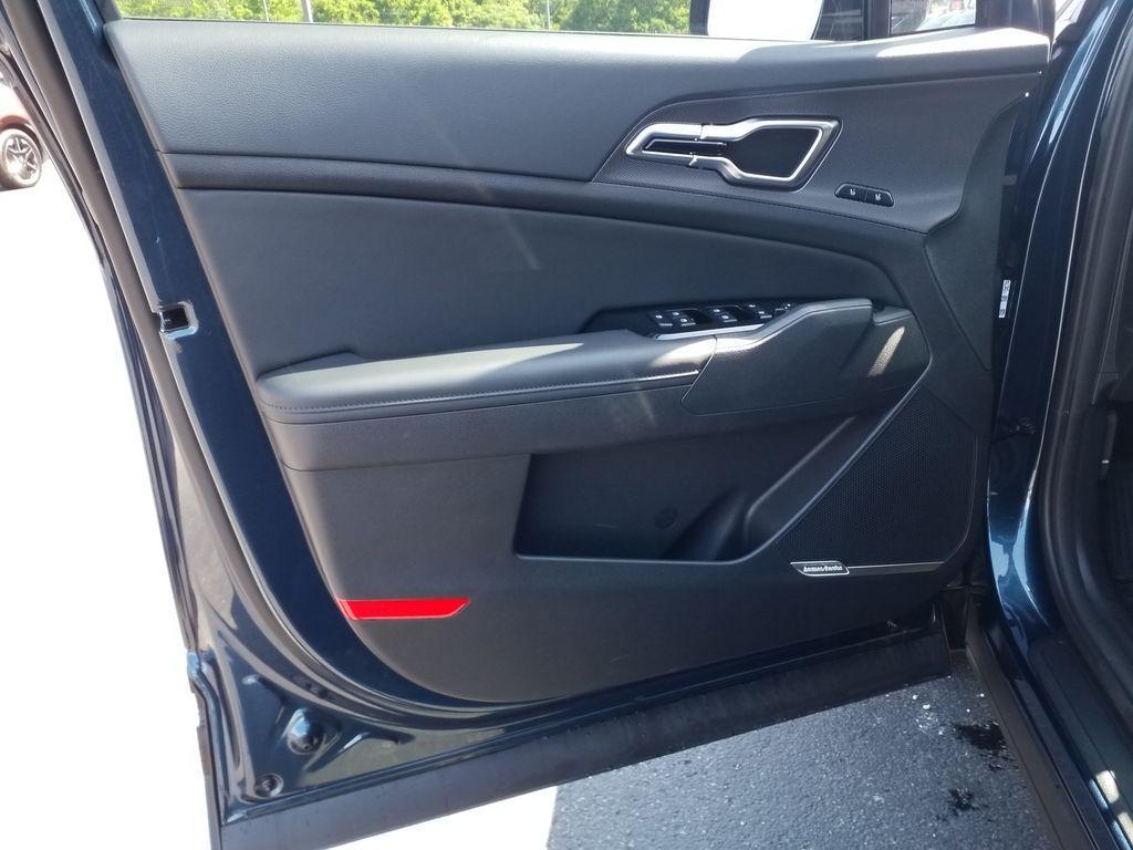 new 2025 Kia Sportage Hybrid car, priced at $38,592