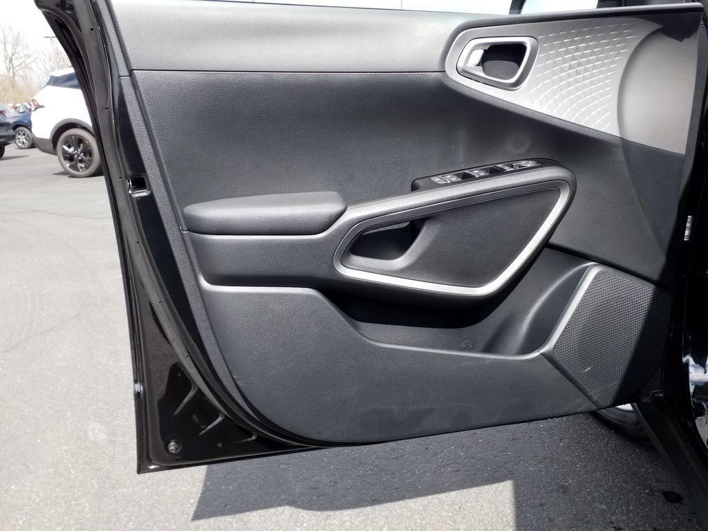 new 2025 Kia Soul car, priced at $22,430