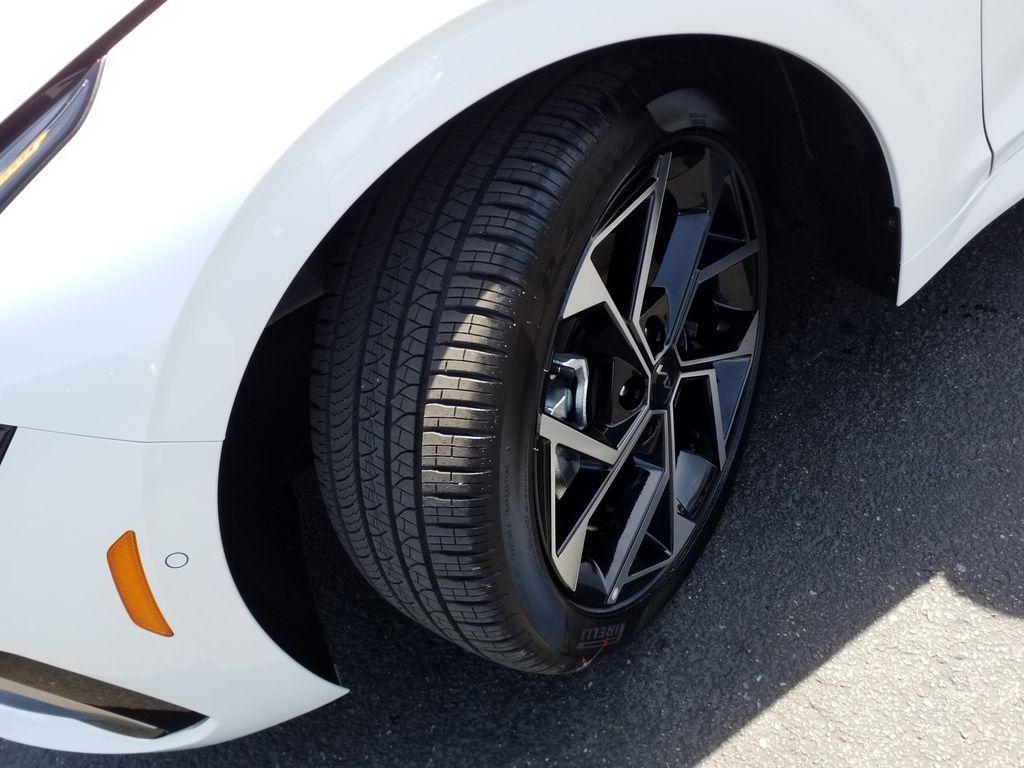 new 2025 Kia K5 car, priced at $35,860