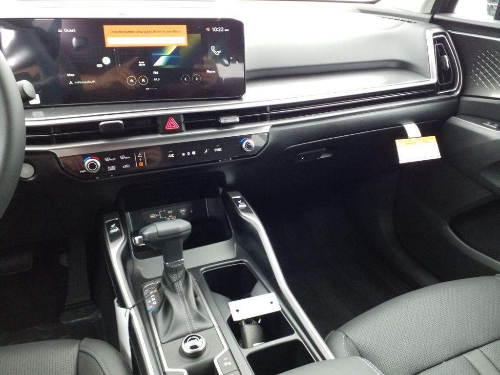 new 2025 Kia Sorento car, priced at $37,830