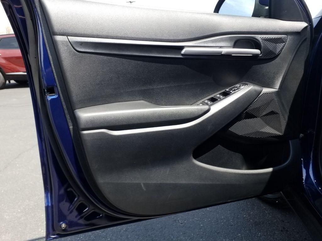 new 2025 Kia Seltos car, priced at $27,305