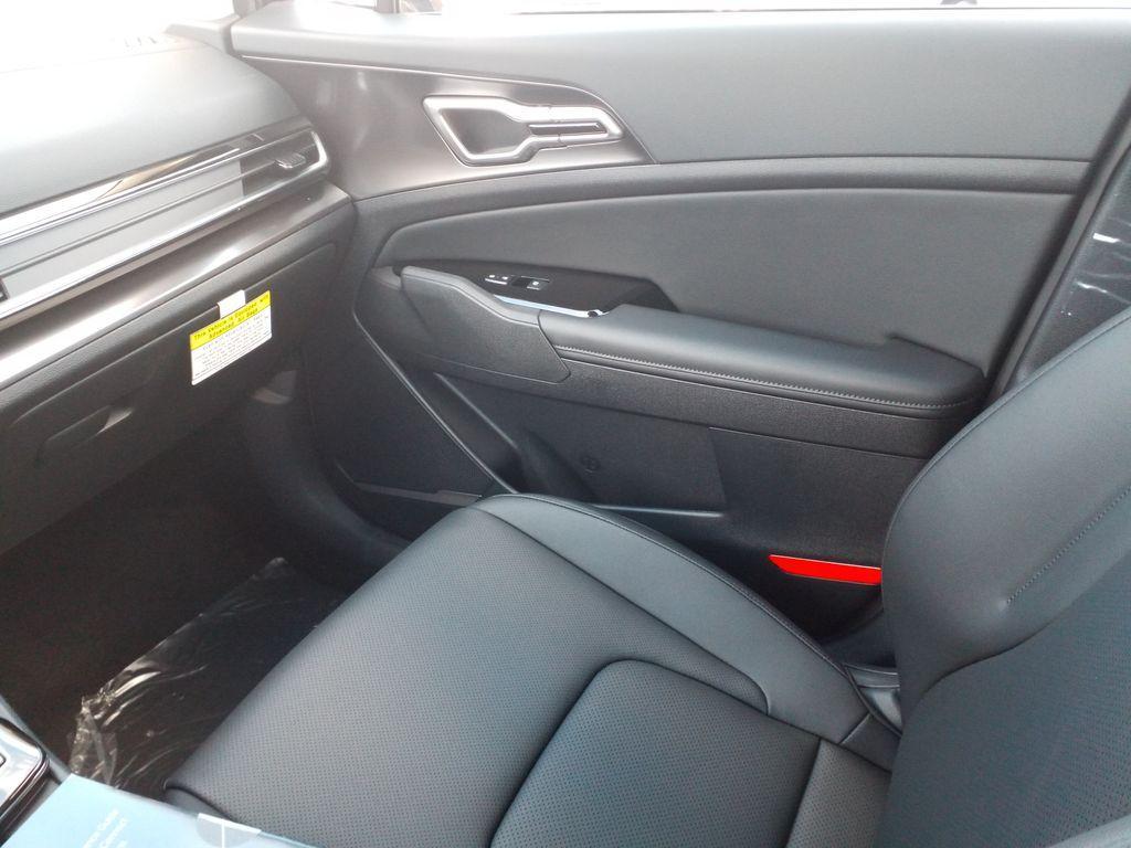 new 2025 Kia Sportage Hybrid car, priced at $35,485