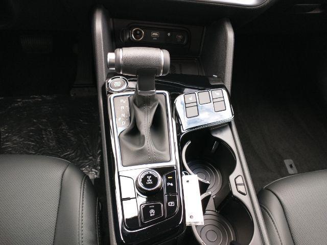 new 2025 Kia Sportage car, priced at $35,140