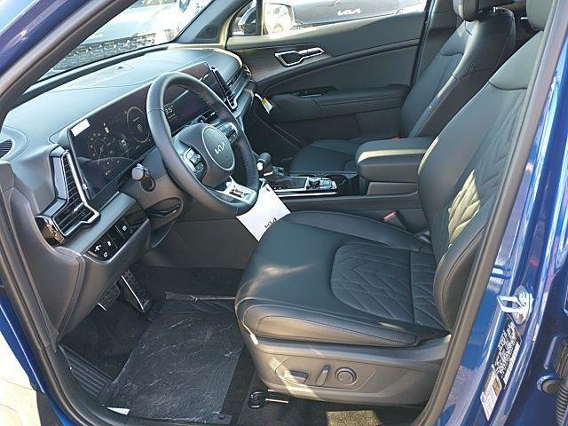 new 2025 Kia Sportage car, priced at $39,465