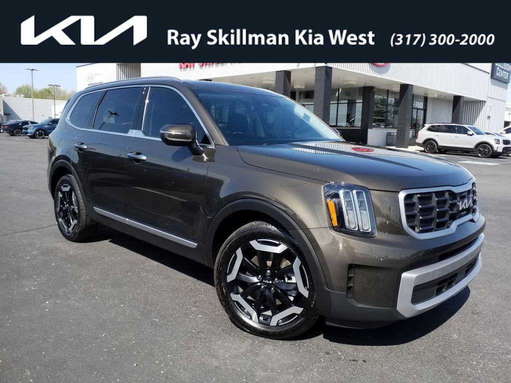 used 2023 Kia Telluride car, priced at $34,990