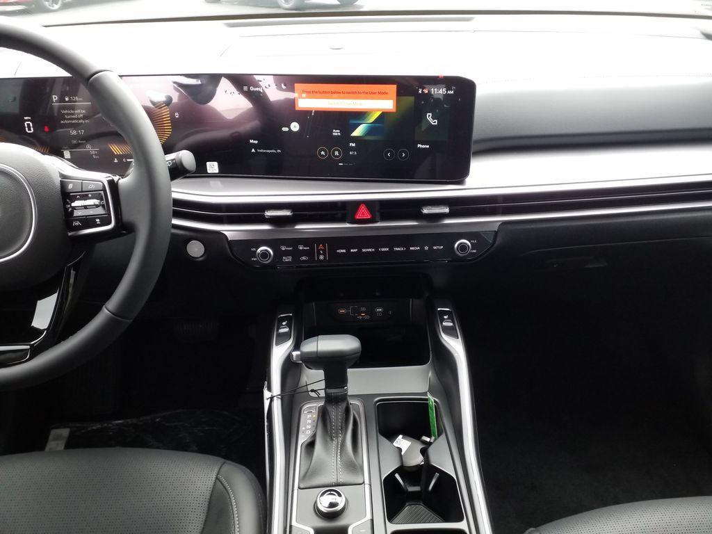new 2025 Kia Sorento car, priced at $37,830