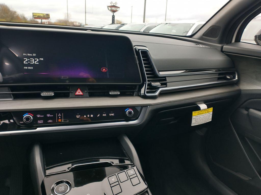 new 2025 Kia Sportage Plug-In Hybrid car, priced at $41,460