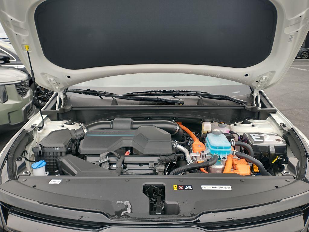 new 2025 Kia Sportage Plug-In Hybrid car, priced at $41,460
