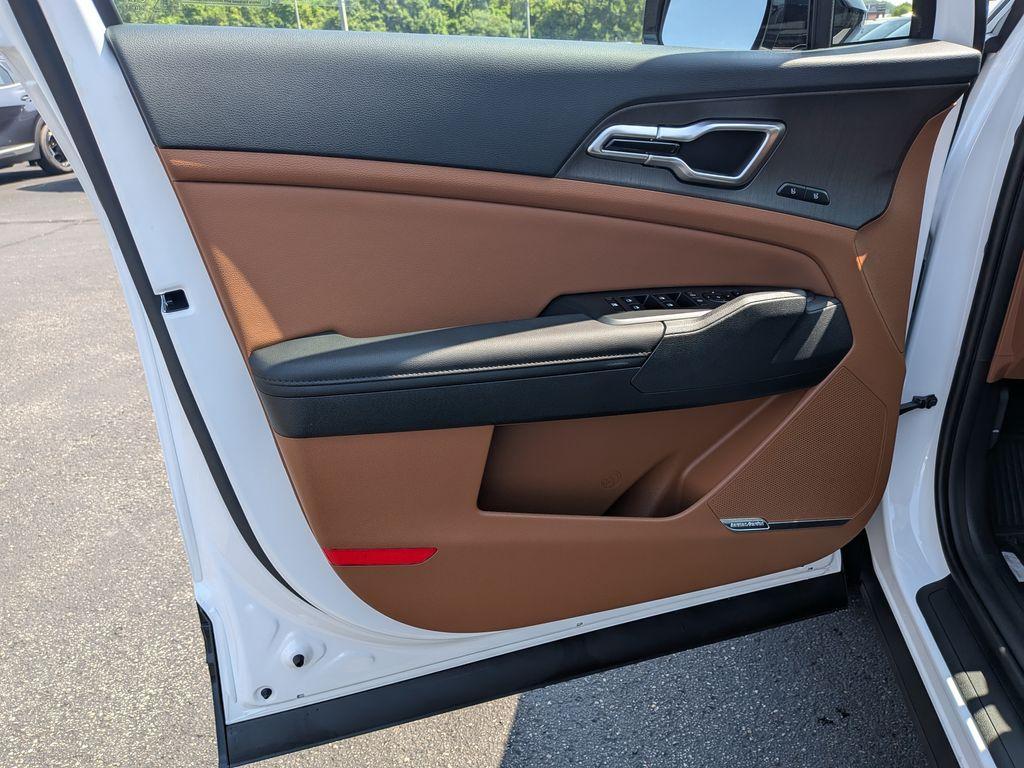 new 2026 Kia Sportage car, priced at $38,080