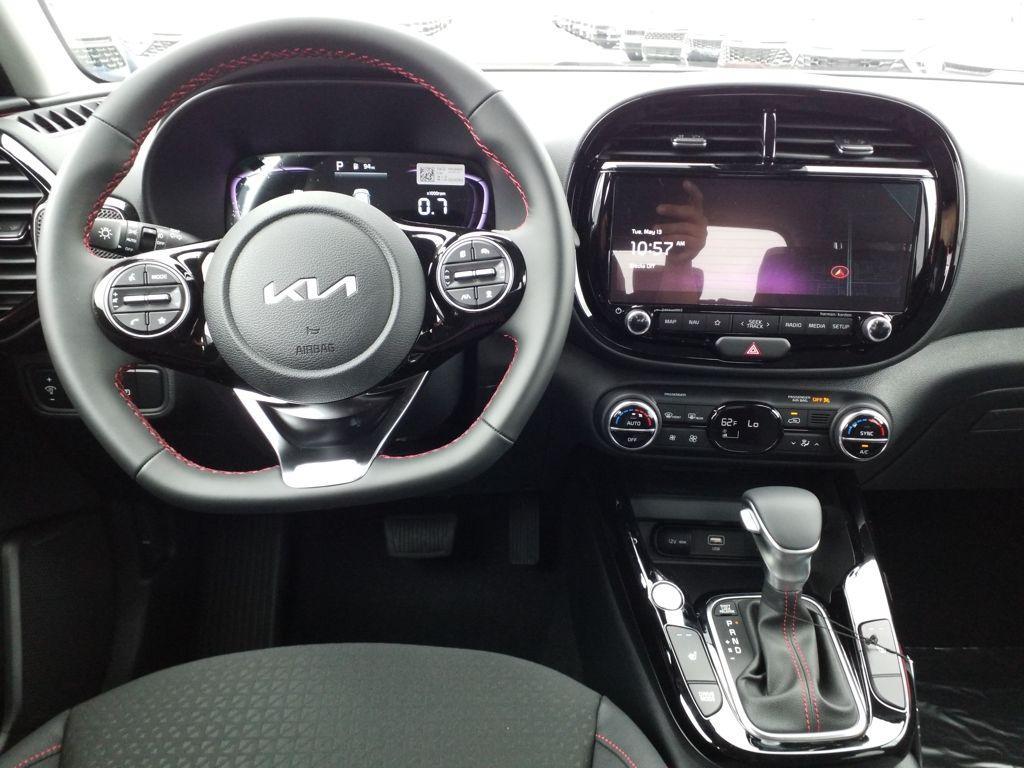 new 2025 Kia Soul car, priced at $27,585