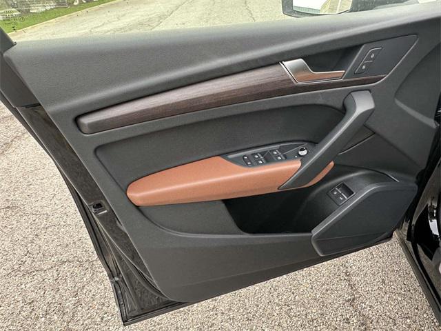 new 2025 Audi Q5 car, priced at $62,685